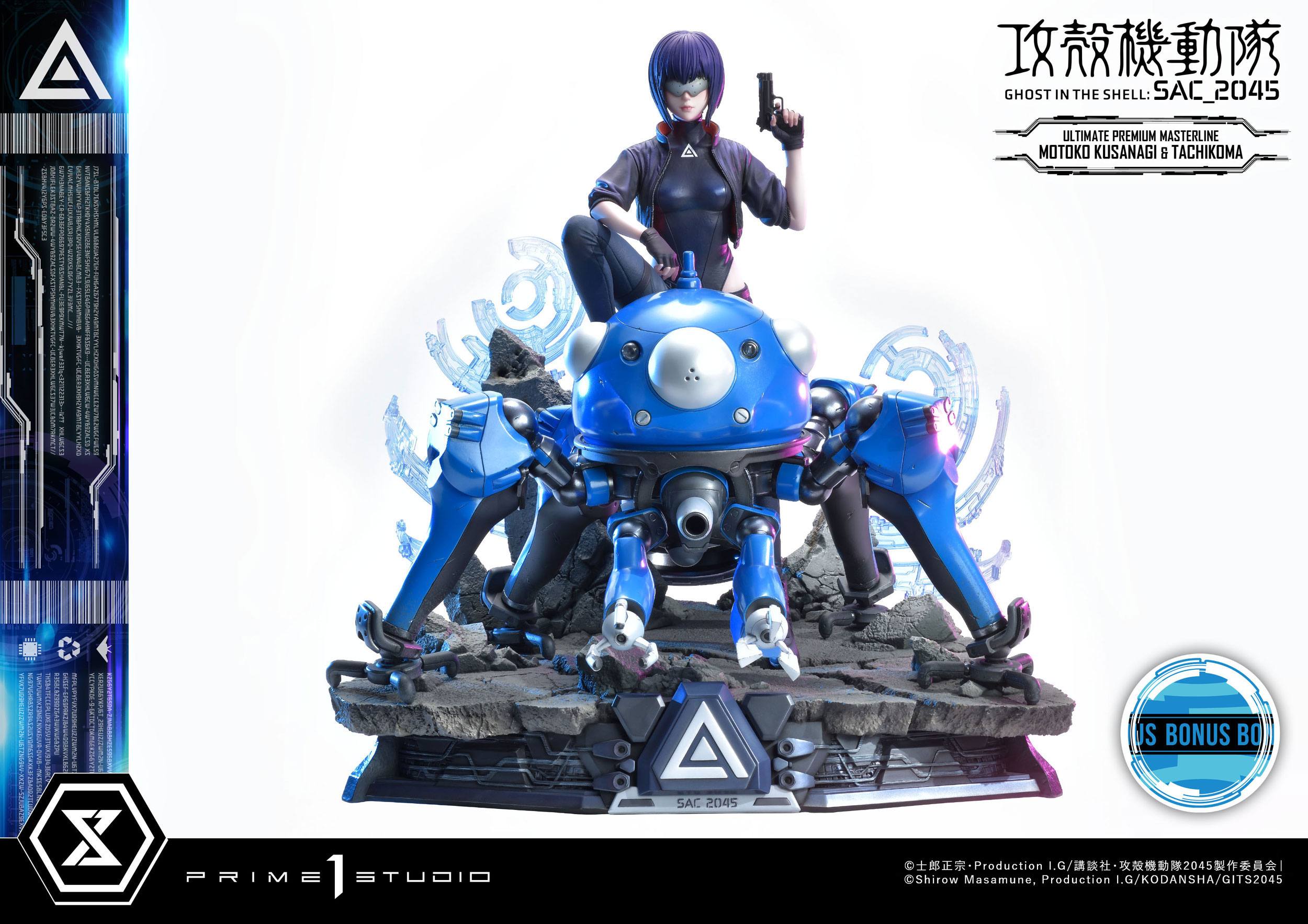 Estatua Kusanagi y Tachikoma Bonus