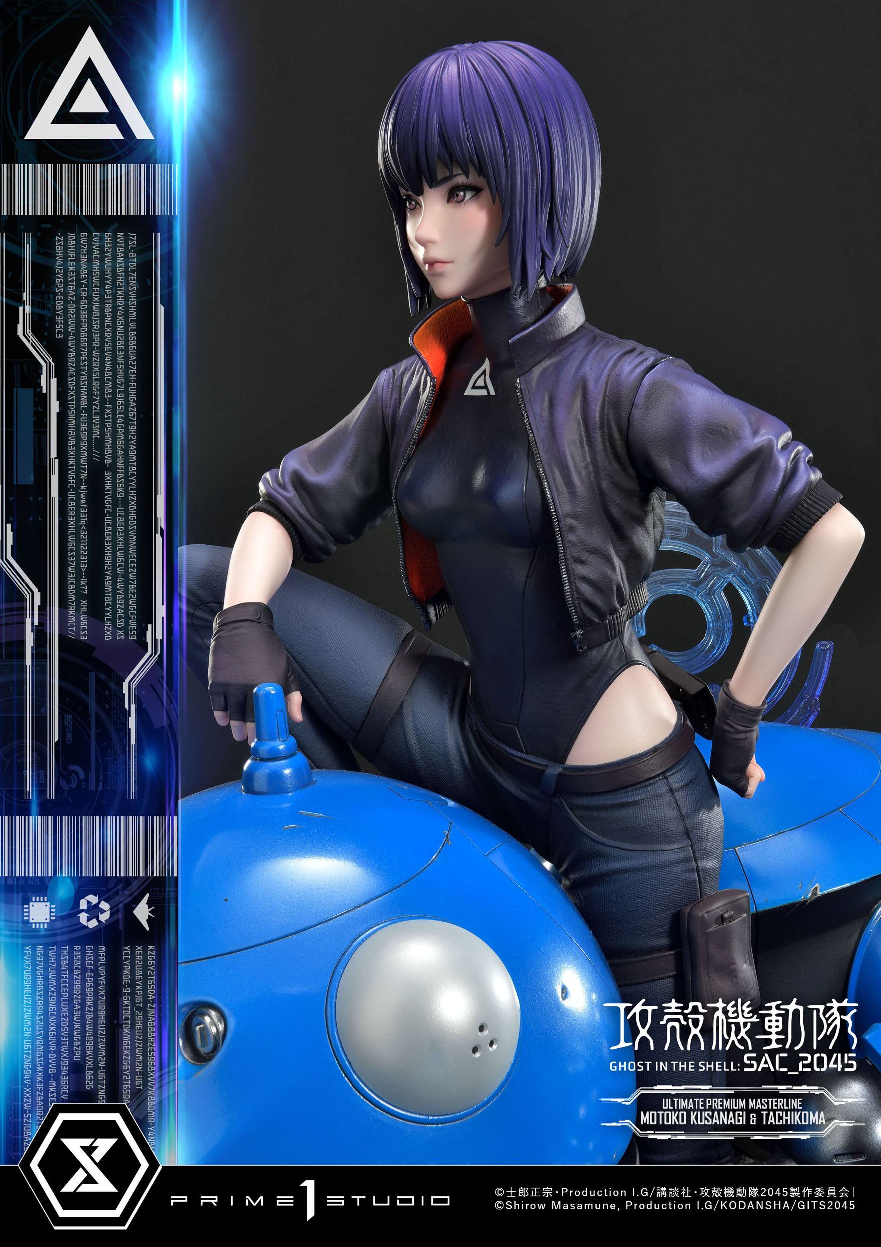 Estatua Kusanagi y Tachikoma Bonus