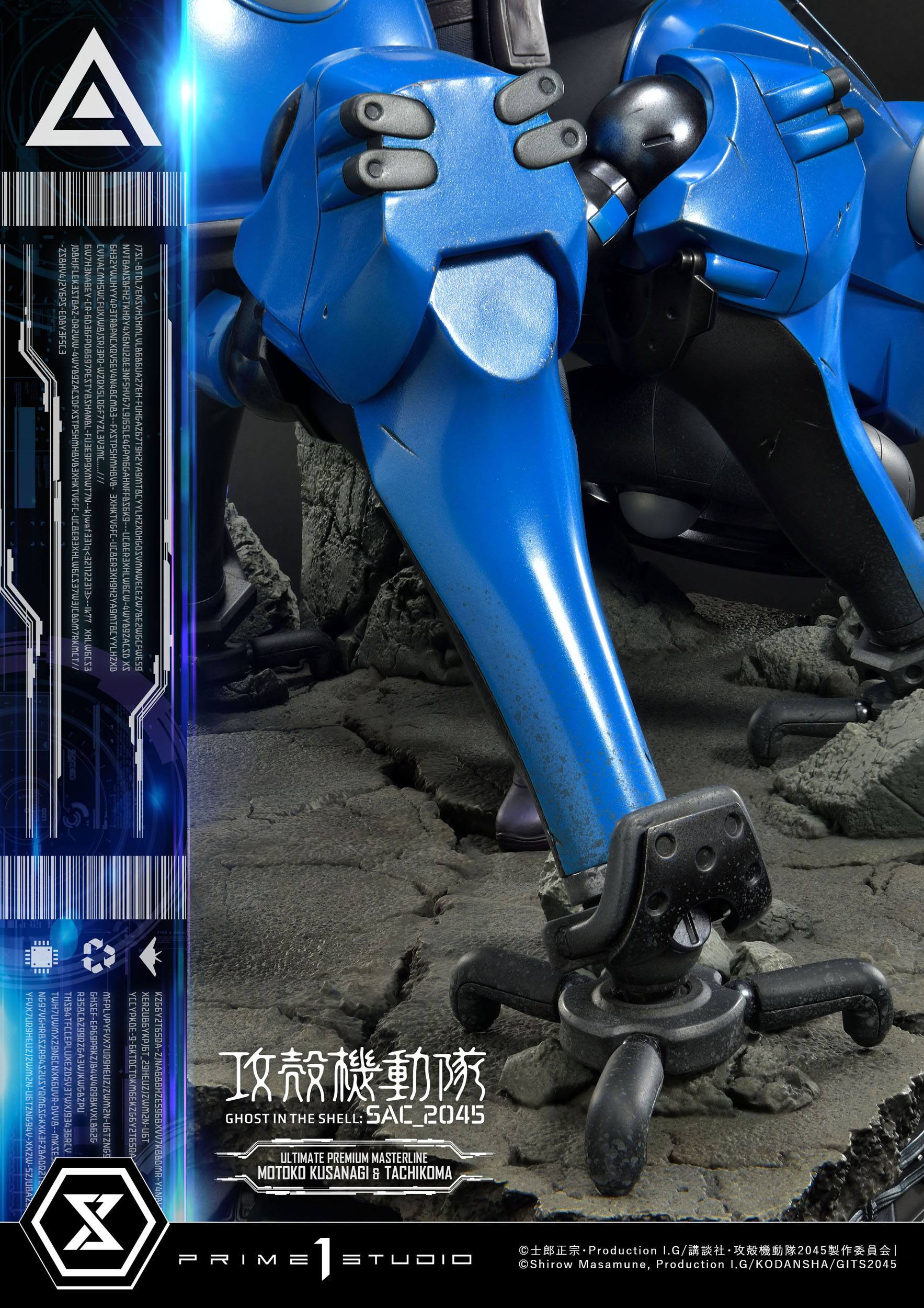 Estatua Kusanagi y Tachikoma Bonus