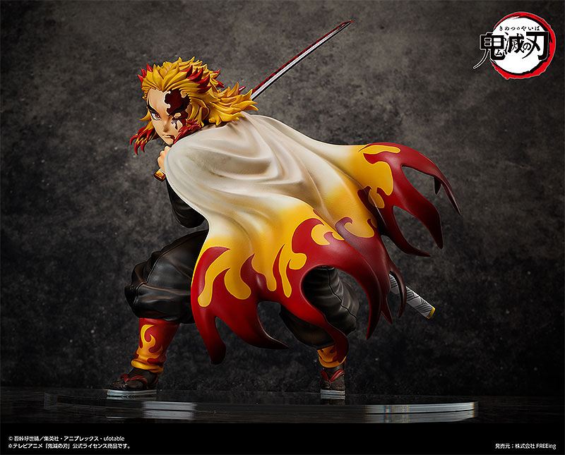 Estatua Kyojuro Rengoku Demon Slayer