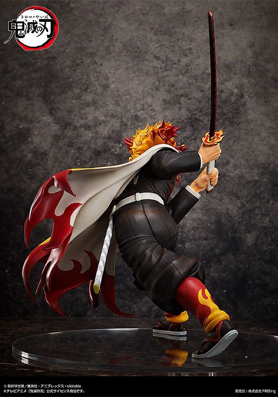 Estatua Kyojuro Rengoku Demon Slayer