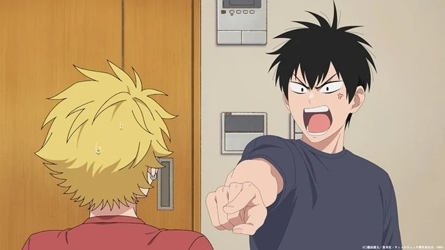 Morihito Otogi señala con firmeza mientras discute con otro personaje en una escena del episodio 25 del anime 『Witchwatch』.