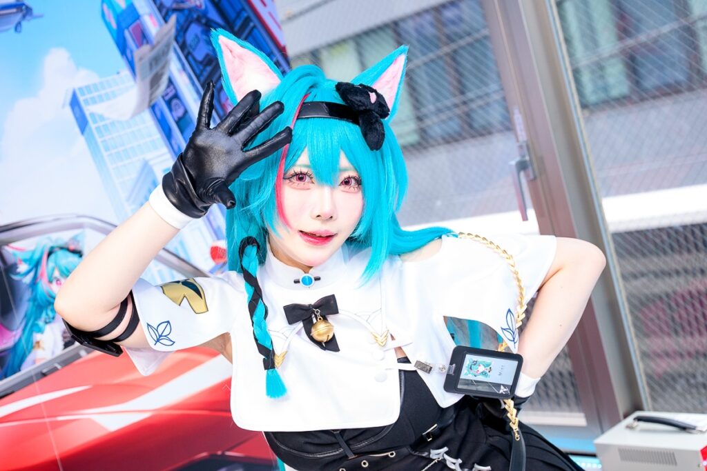 NTE Neverness to Everness: cosplay de Mint en Akihabara por Tappuri Meroko